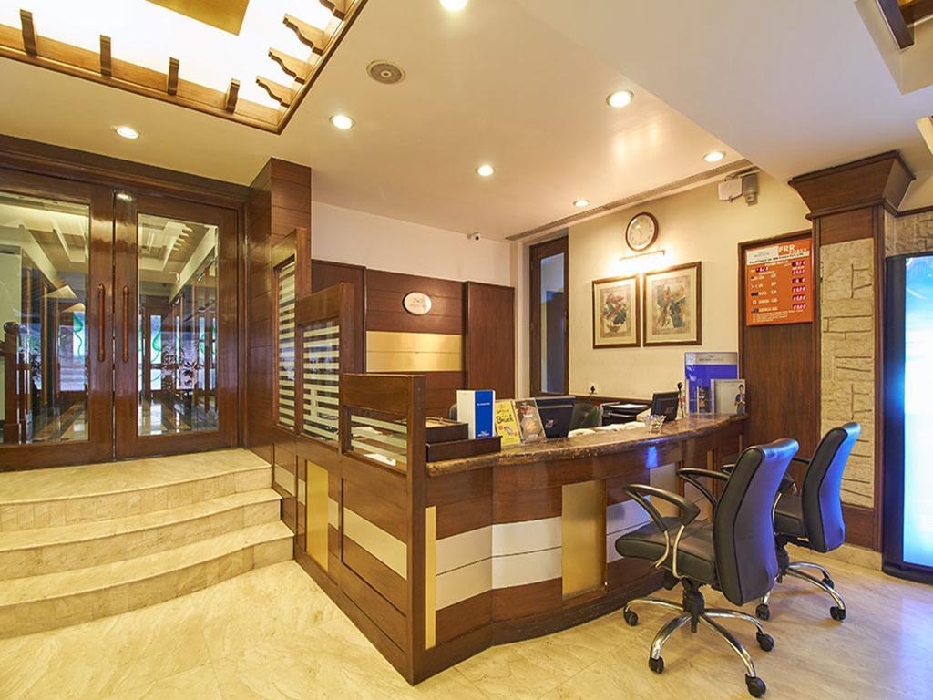 Sarovar Portico Rivera Ahmedabad Luaran gambar